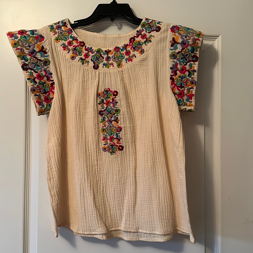 Women’s Top NWT